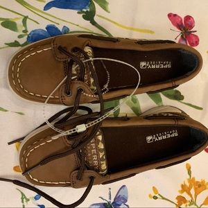 Little kids Sperry  size 13. Never worn.